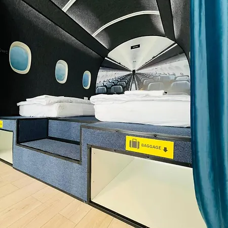Airliner First Class Apartament