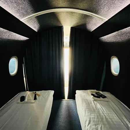 Airliner First Class Apartament *